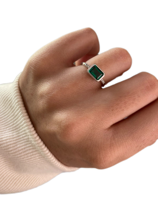 Anillo piedra verde