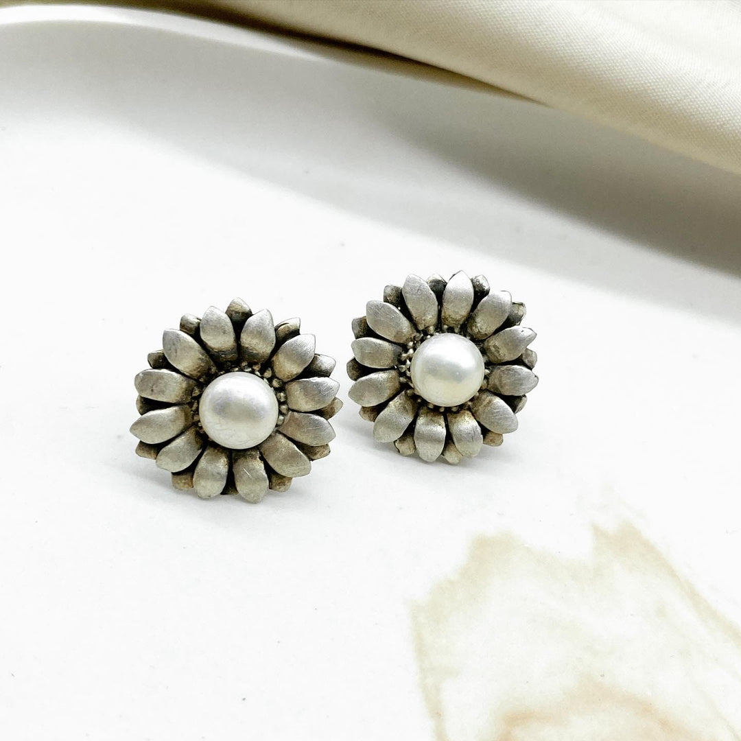 Aretes Margarita «Plata 925 con acabado antiguo + Perla Cultivada»