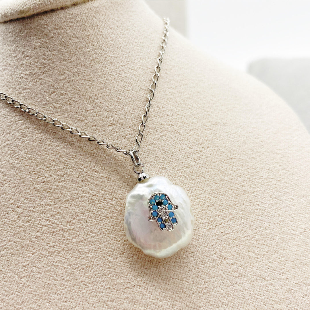 Collar Mano de Fátima en Perla