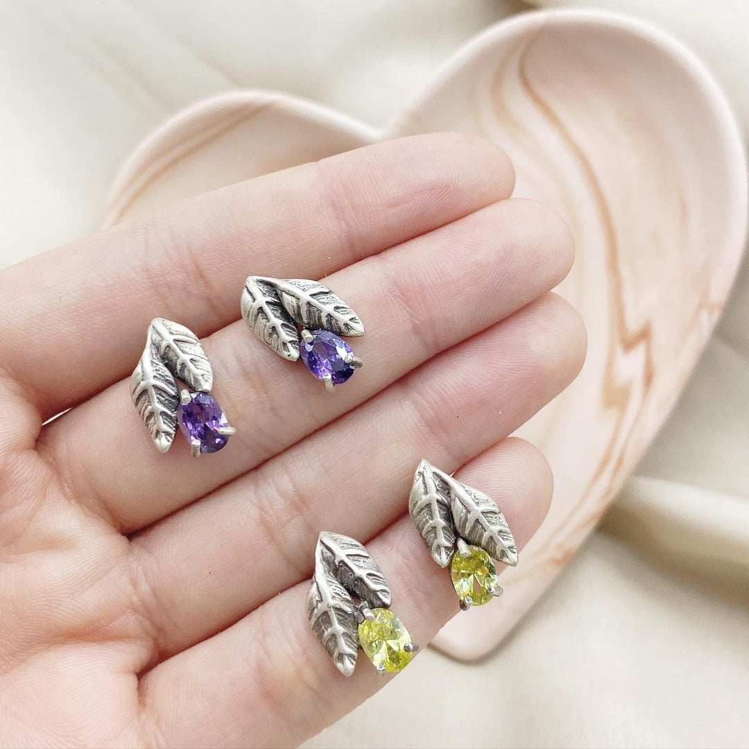 Aretes doble Hoja «Plata 925 con acabado antiguo + Amatista o Peridoto»