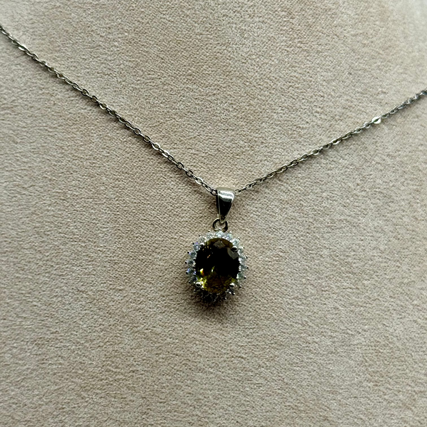 Collar Ovalado (Paraiba o Zultanita)