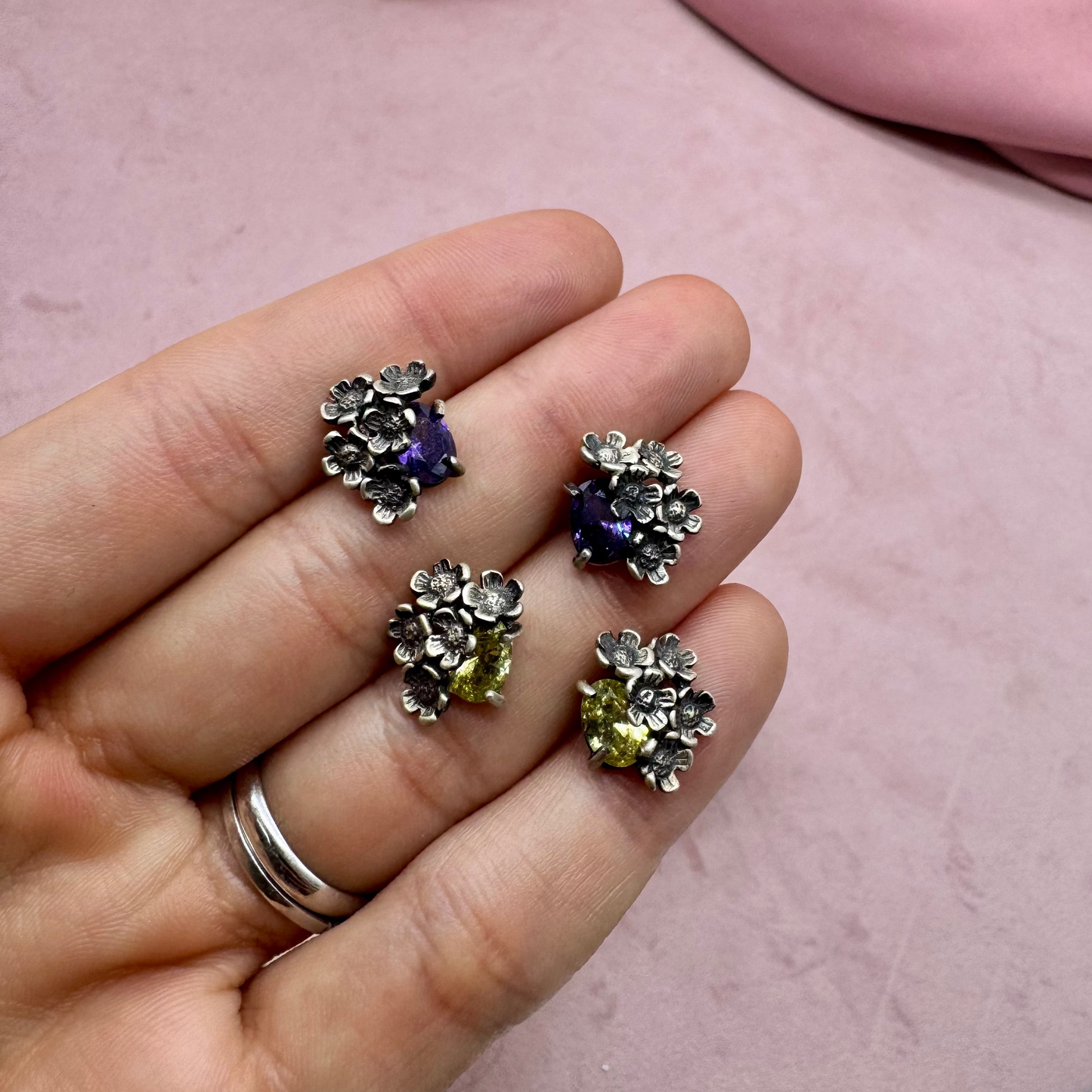 Aretes de flores