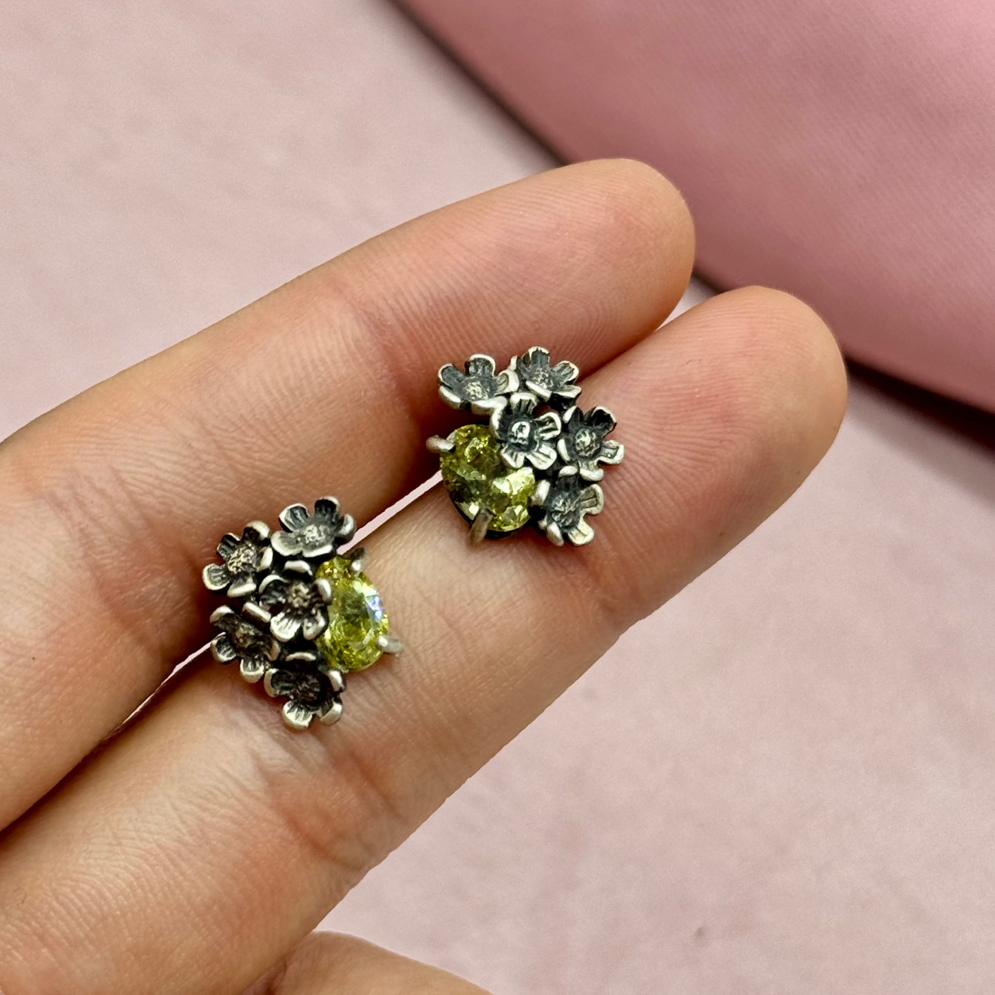 Aretes de flores