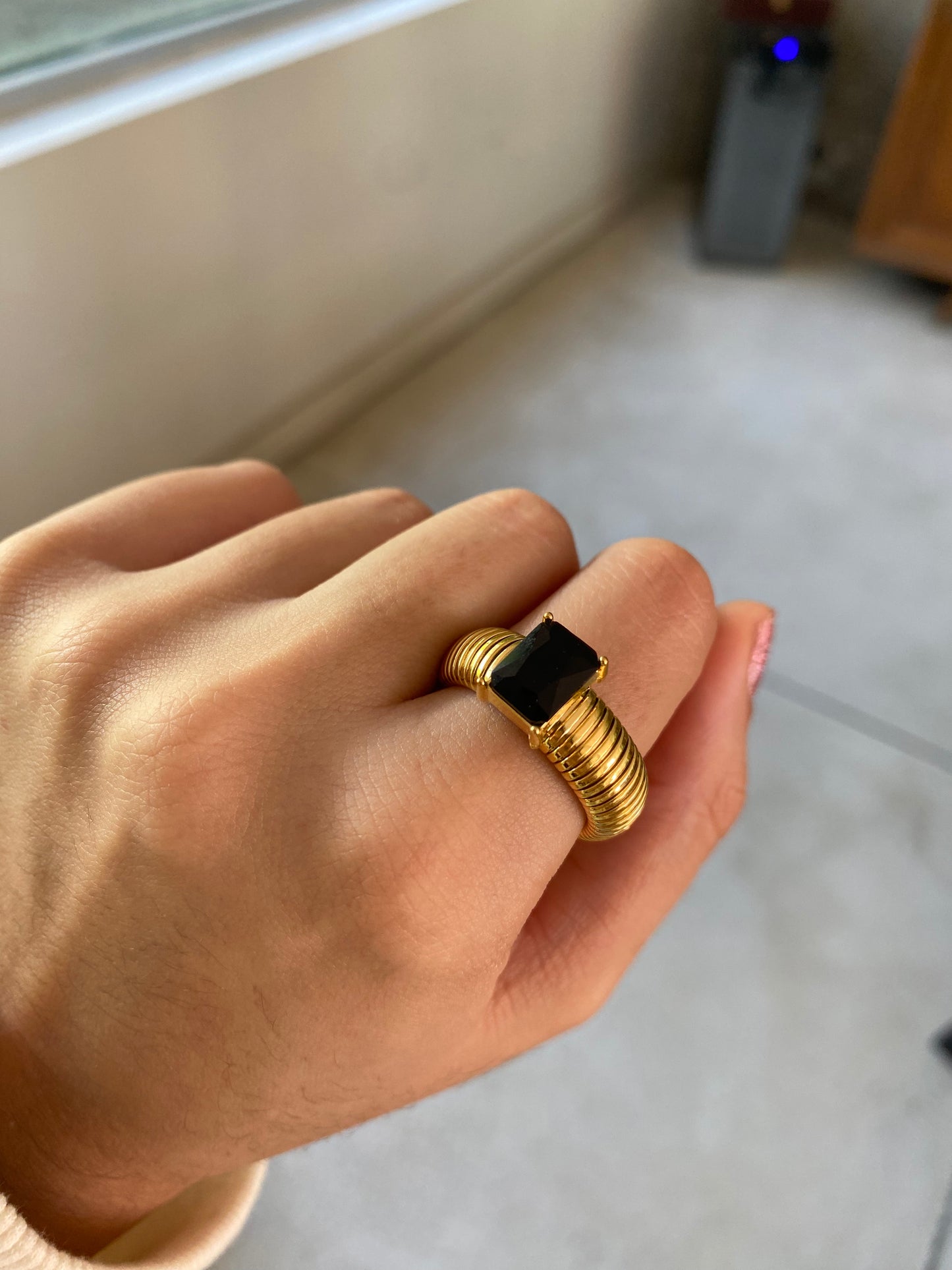 Anillo chunky de piedra