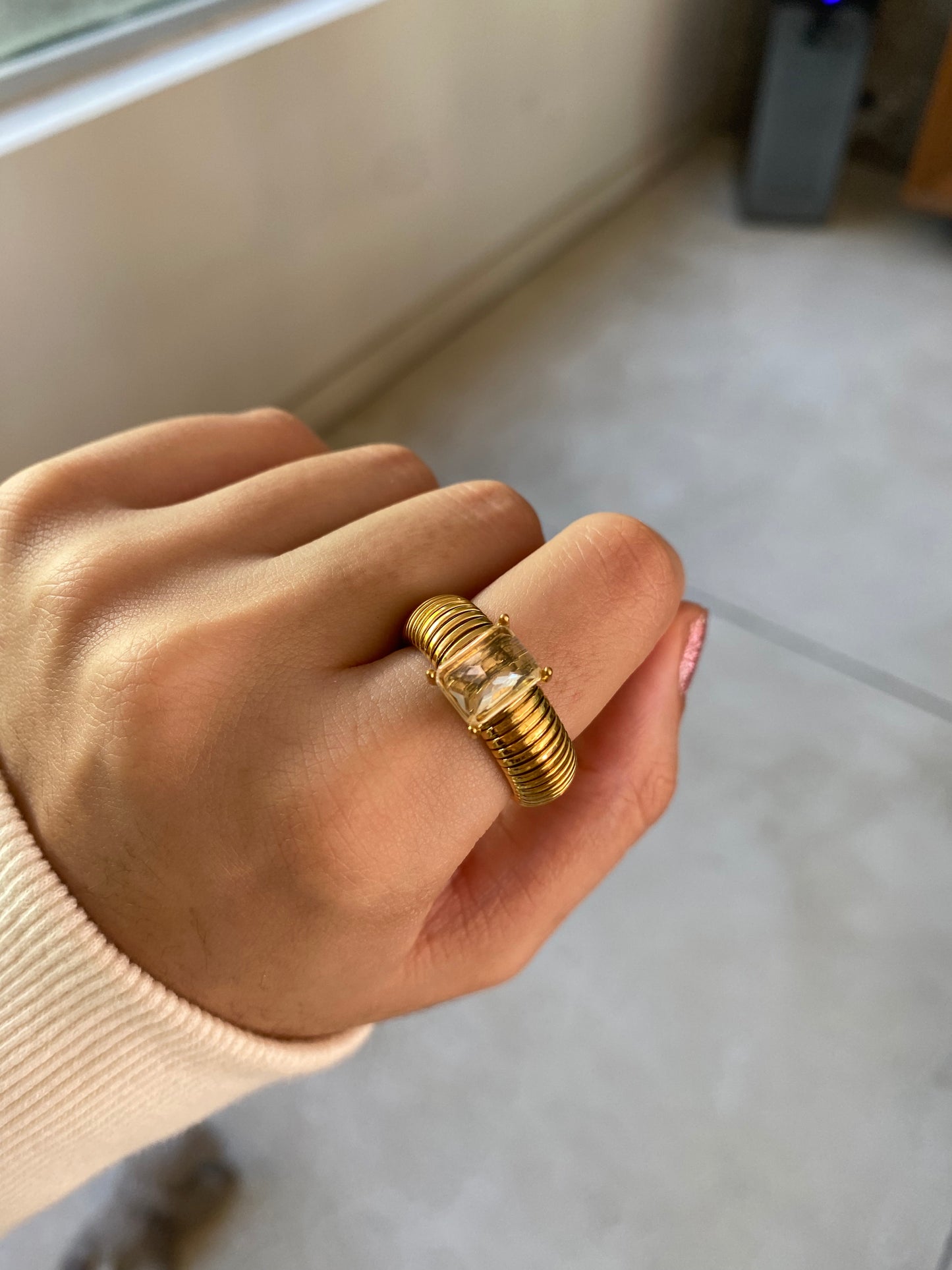 Anillo chunky de piedra