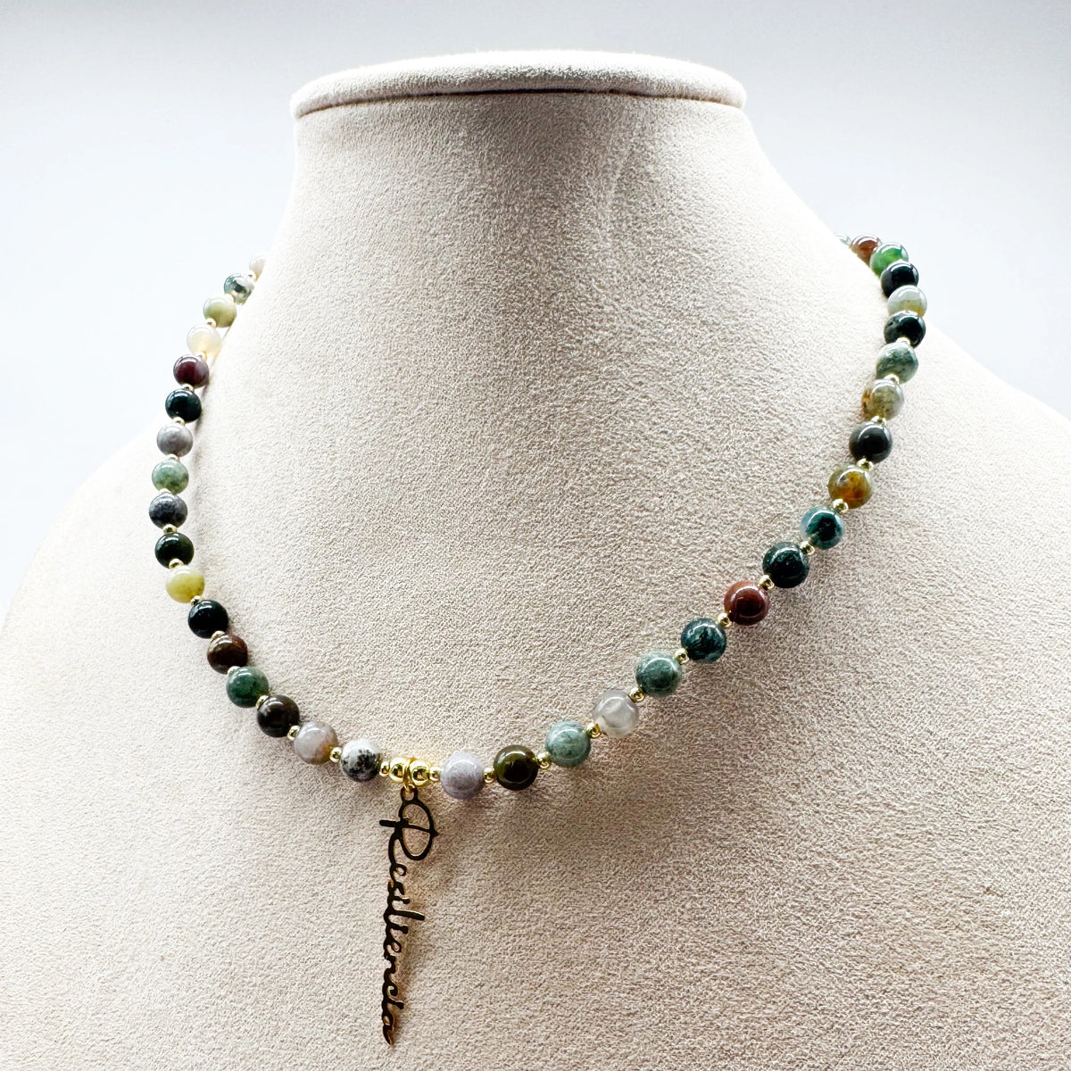 COLLAR DE AGATAS CON NOMBRE PERSONALIZADO