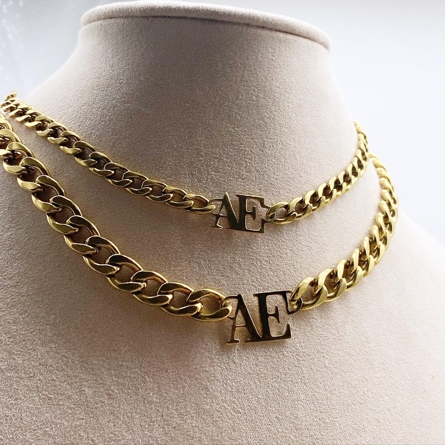 Collar Alexa EXTRACHUNKY  (Dior inspo)