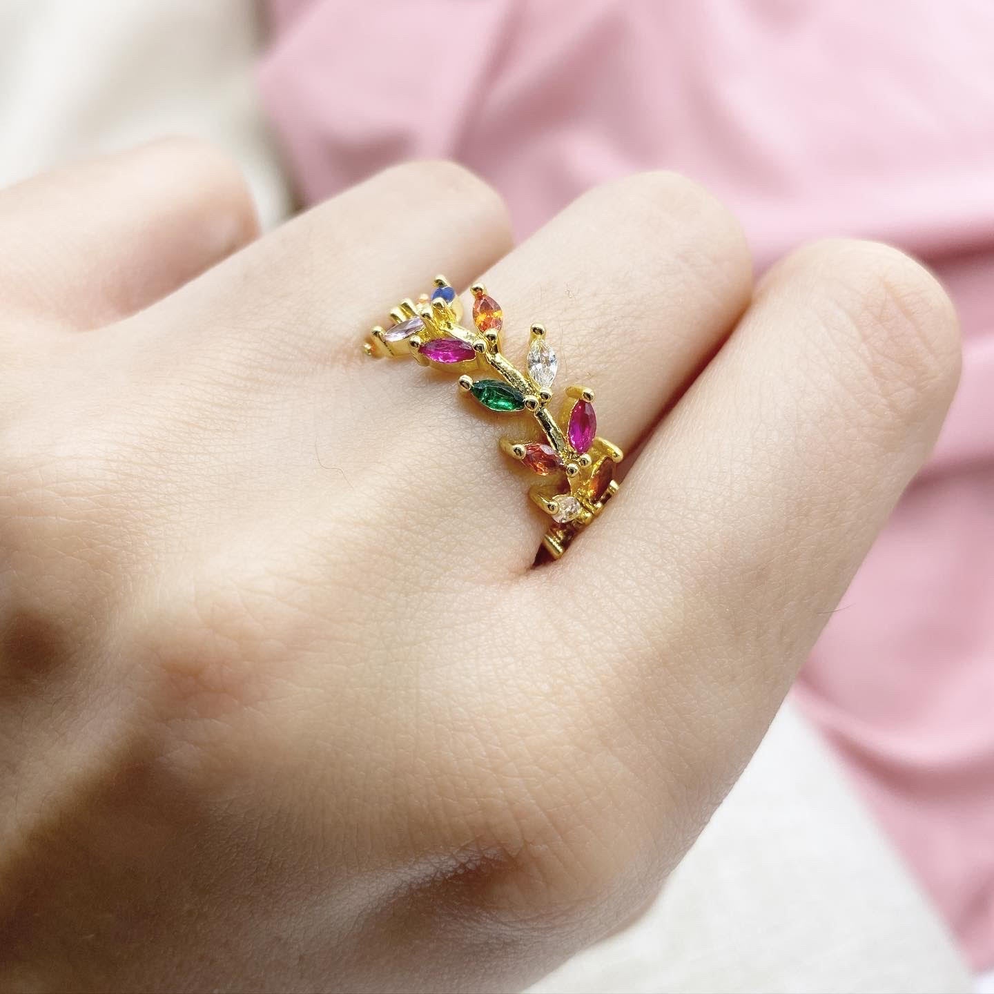 Anillo hojas de colores