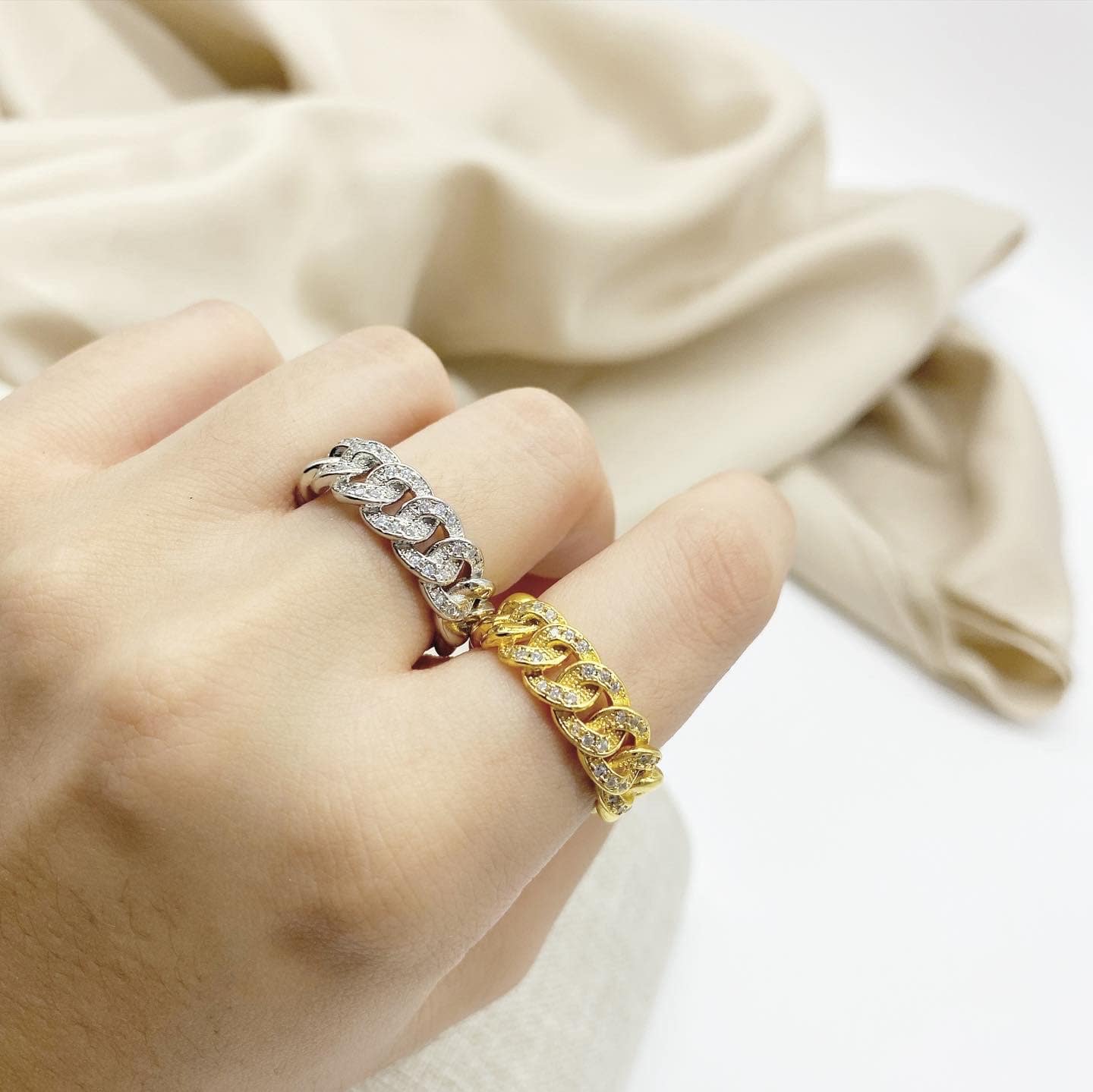 Anillo de cadena chunky