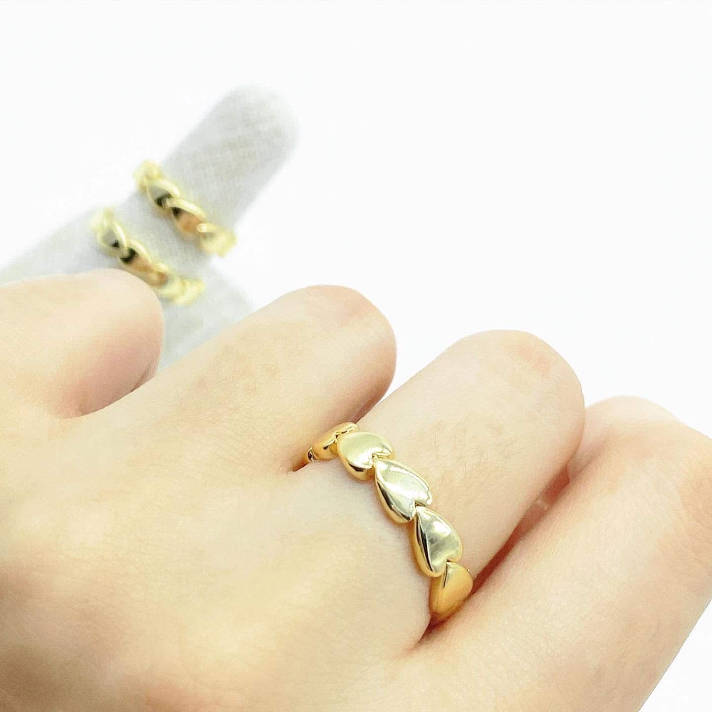 Anillo de corazones