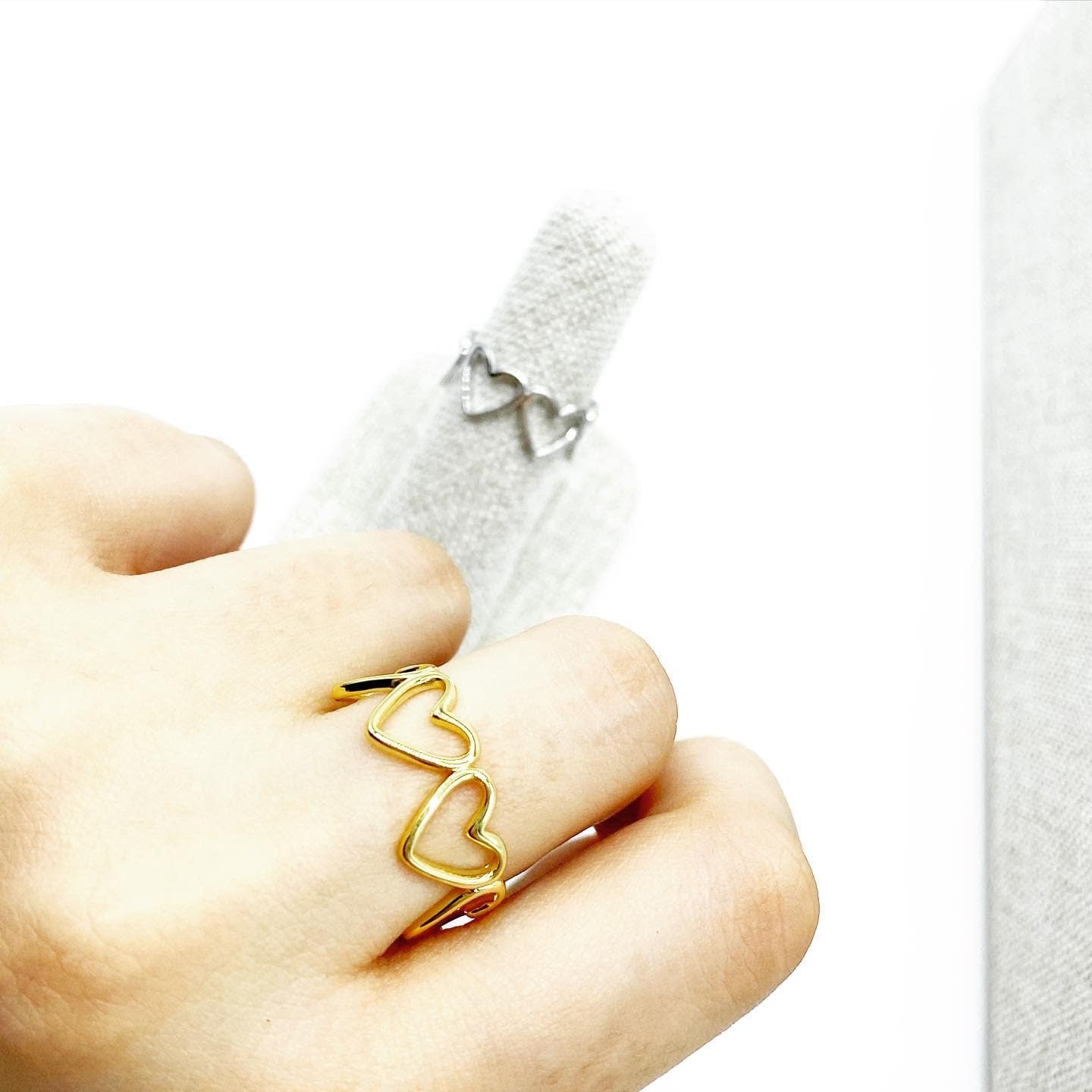 Anillo de Corazones