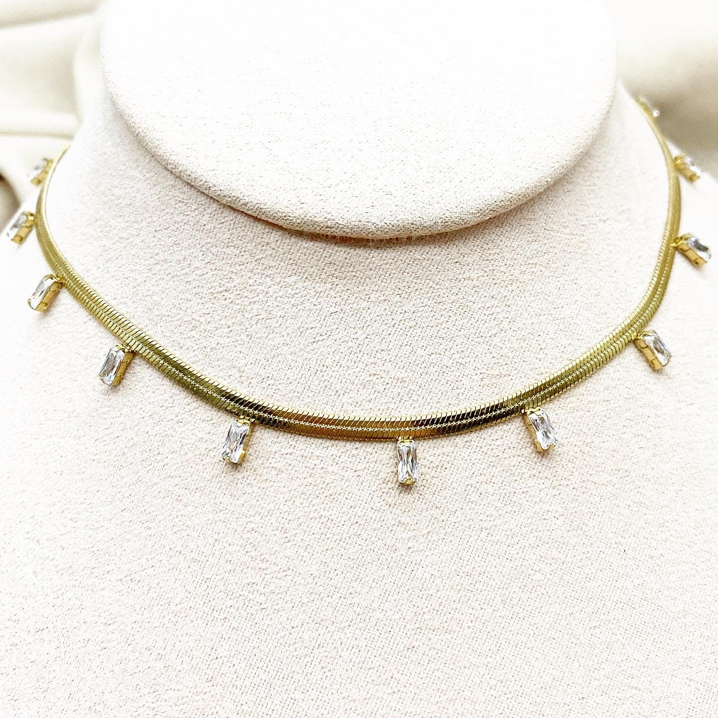 Cadena planchada + zirconias