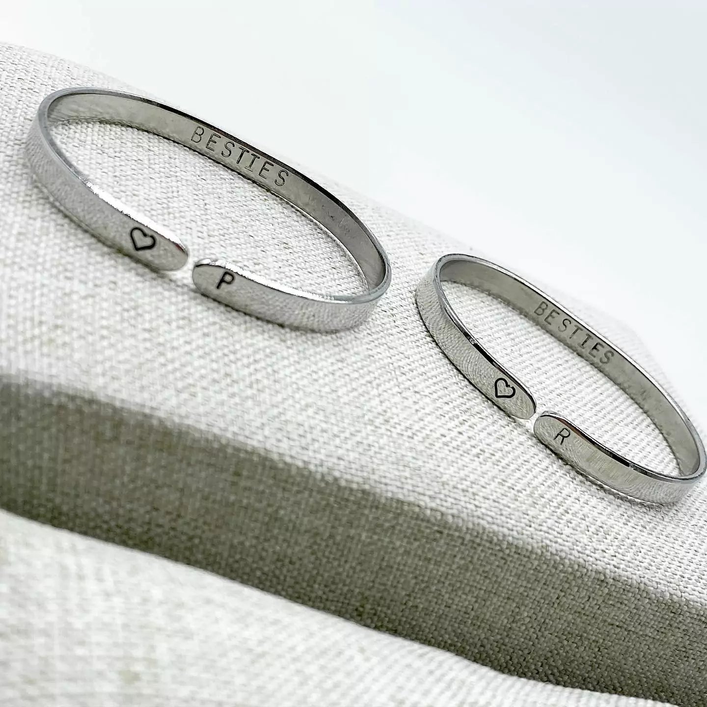 2 Pulseras Ixchel «Grabado Doble» (Acero Inoxidable) ★PROMO★