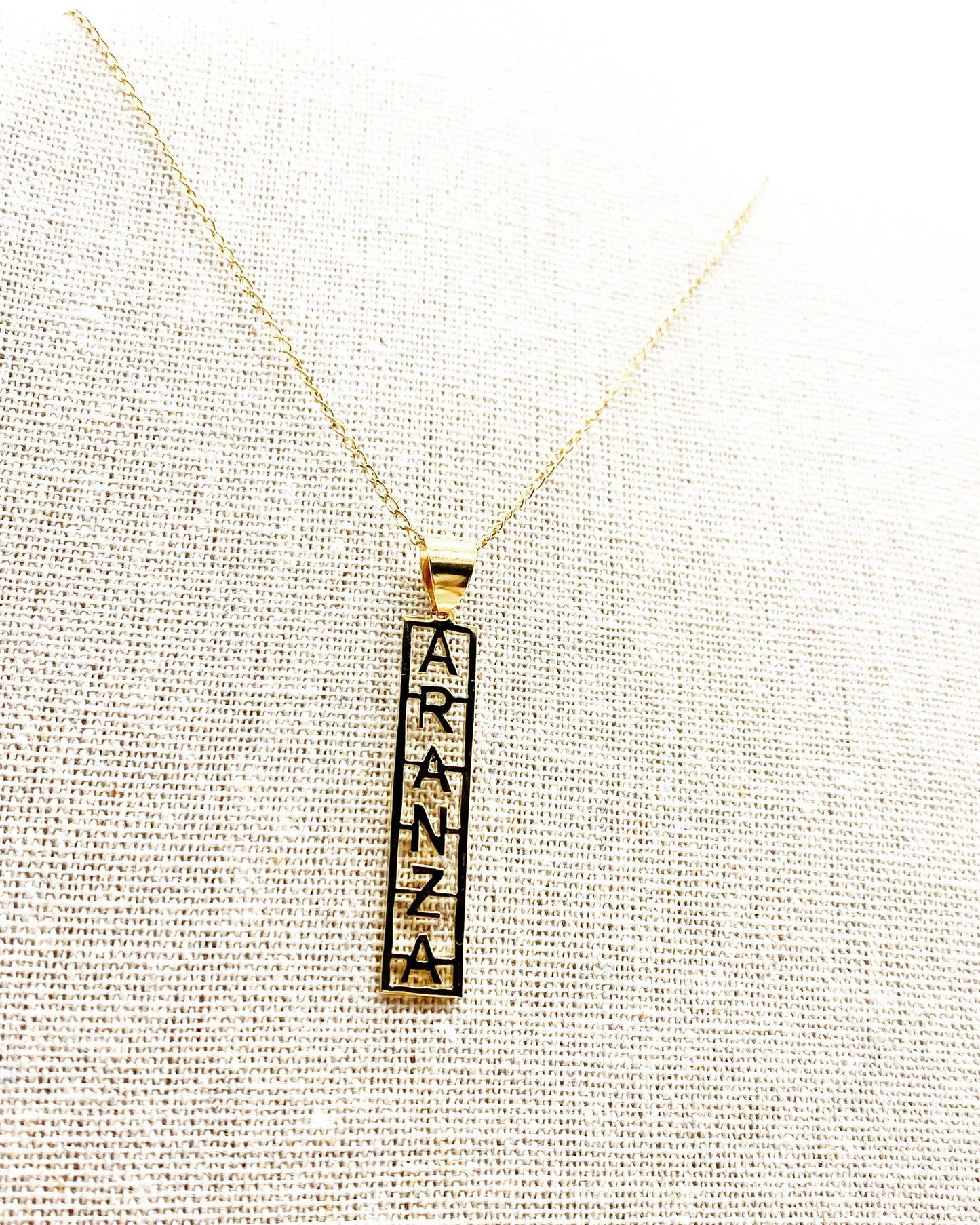 COLLAR DE NOMBRE PERSONALIZADO